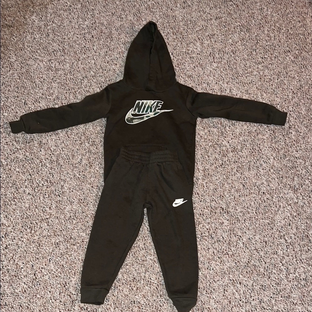 Nike Green Matching Set